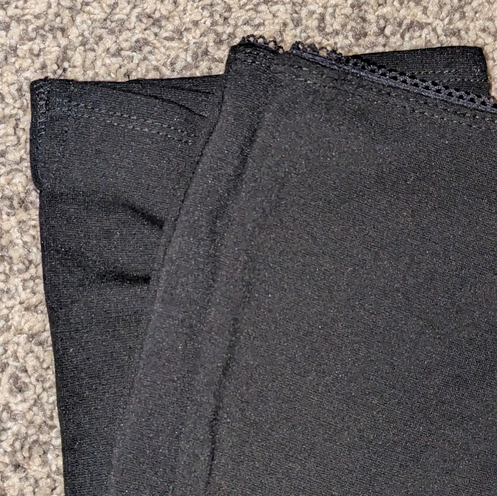 Good Days Black Capris Size S & No Boundaries White Fitted Tank Size S - Picture 7 of 7